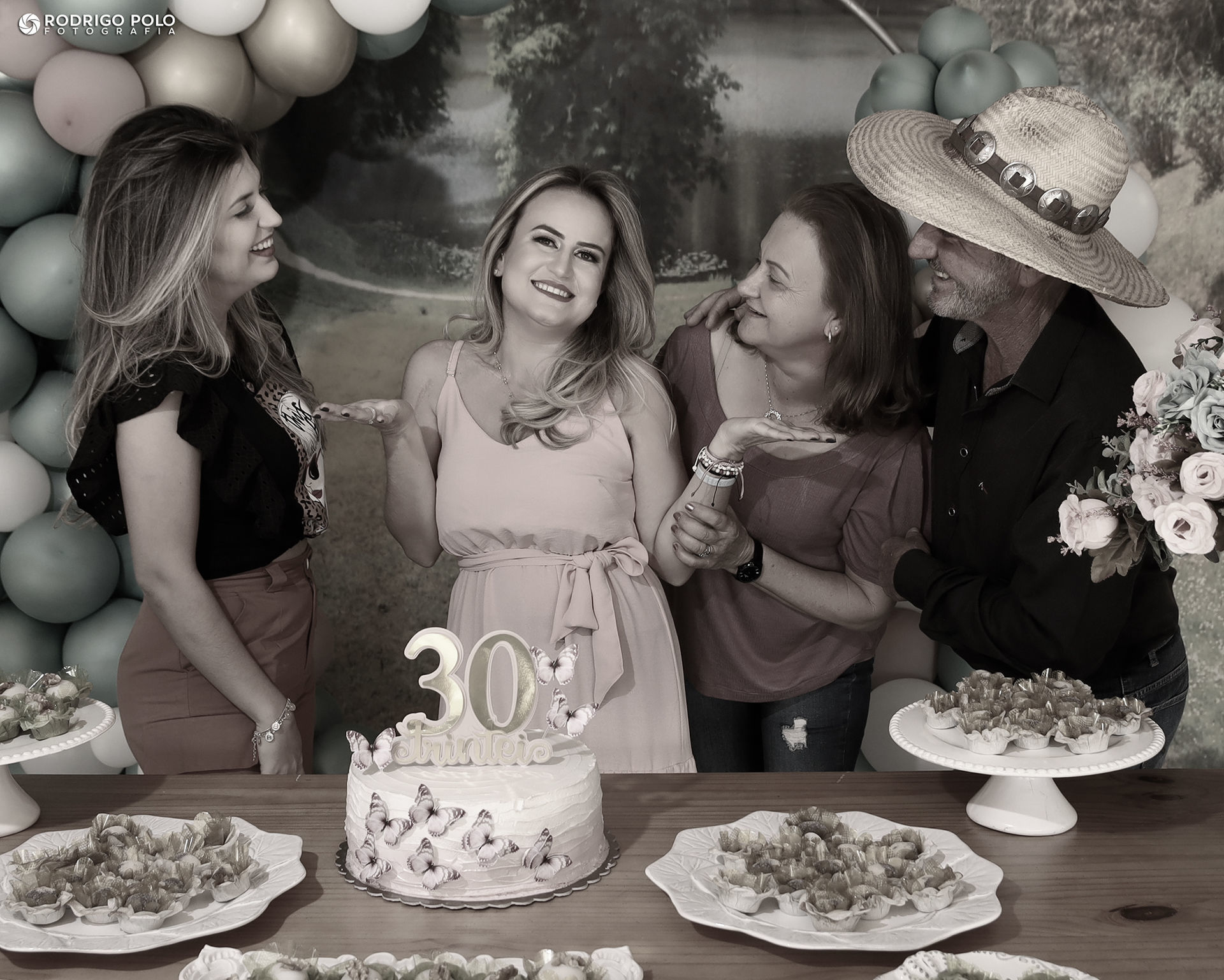 Foto Aniversário Jaqueline Joanini - 30 Anos - Imagem 3