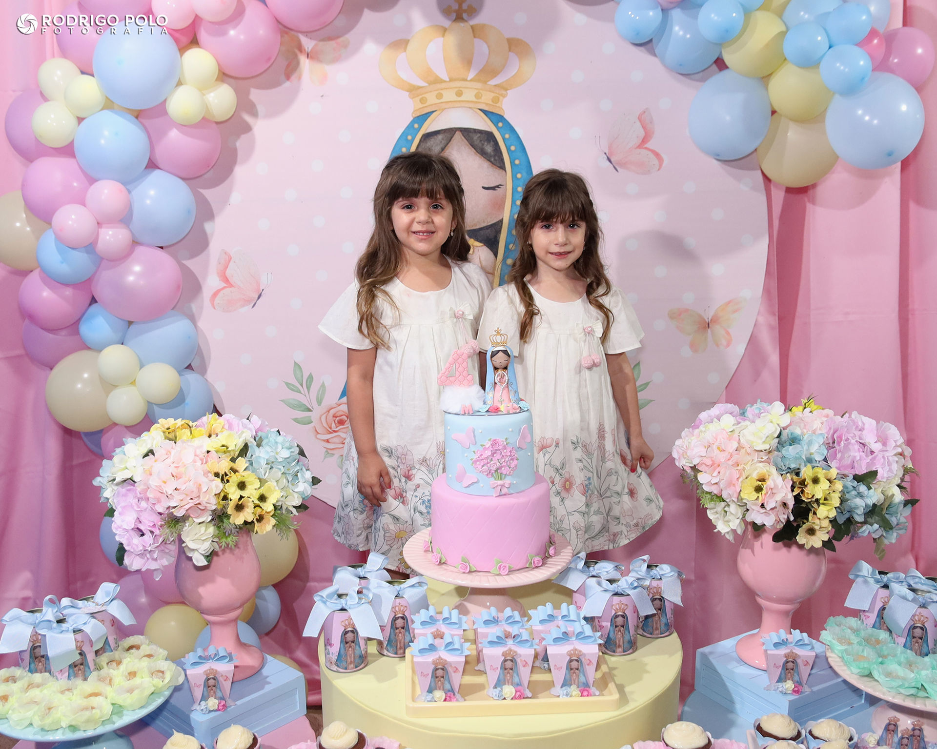 Foto Aniversário Marina e Helena - 4 Anos - Imagem 0