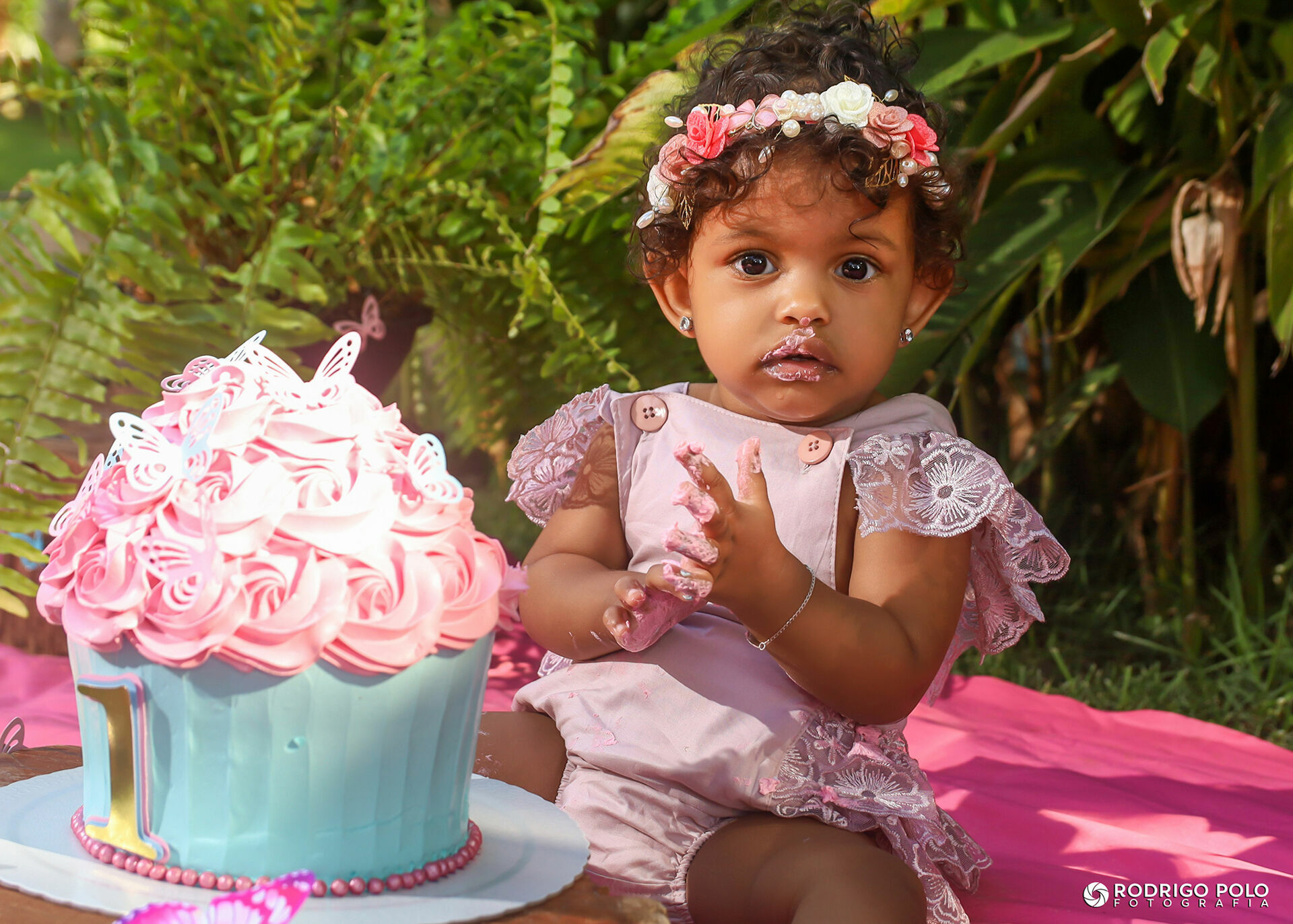 Foto Smash The Cake Ana Clara Foto Smash The Cake Ana Clara - Imagem 13