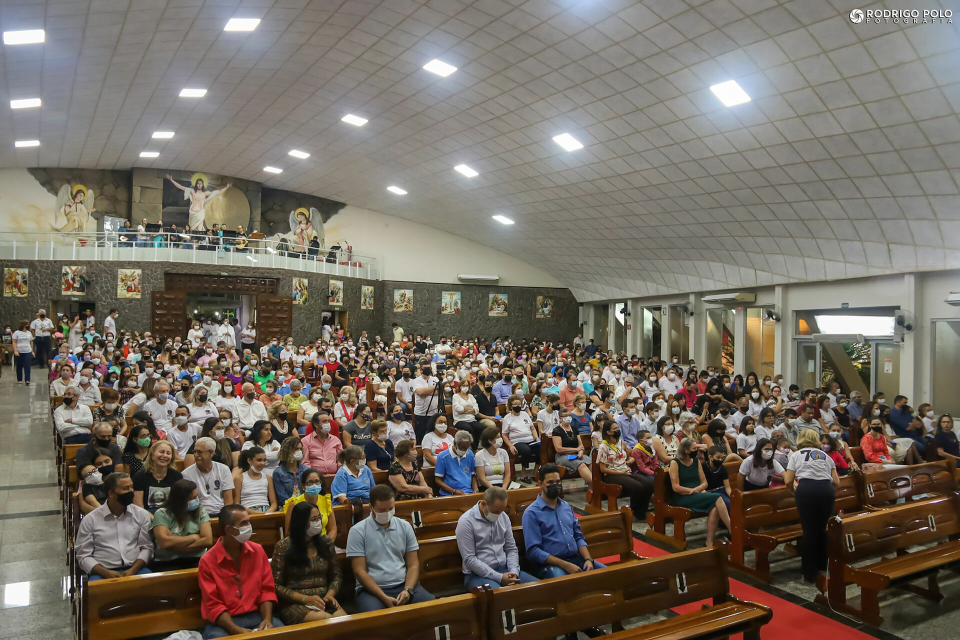 Foto Missa Solene do Jubileu 70 Anos Paróquia - Auriflama-SP Foto Missa Solene do Jubileu 70 Anos Paróquia - Auriflama-SP - Imagem 2