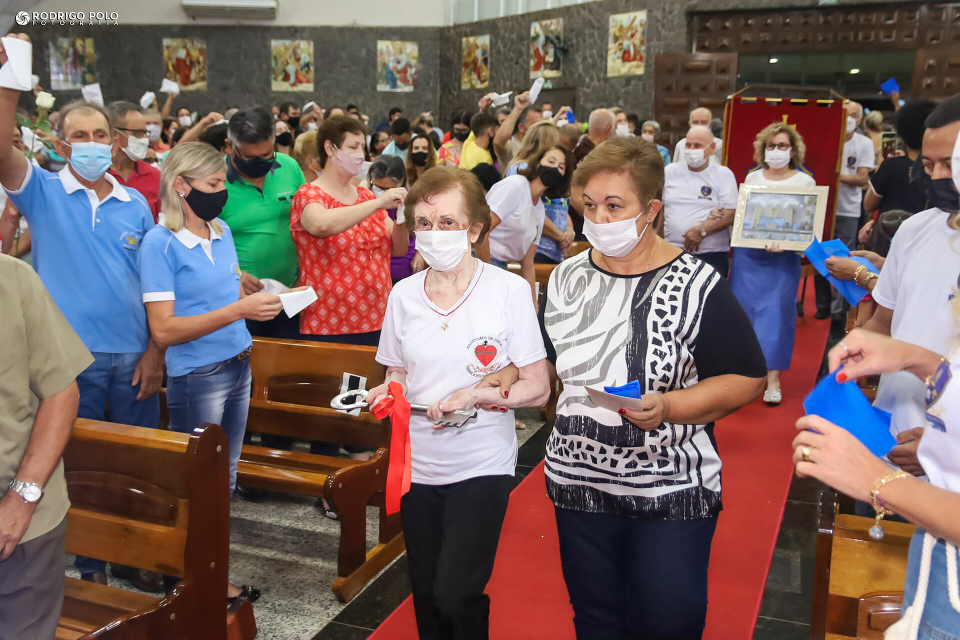 Foto Missa Solene do Jubileu 70 Anos Paróquia - Auriflama-SP Foto Missa Solene do Jubileu 70 Anos Paróquia - Auriflama-SP - Imagem 13