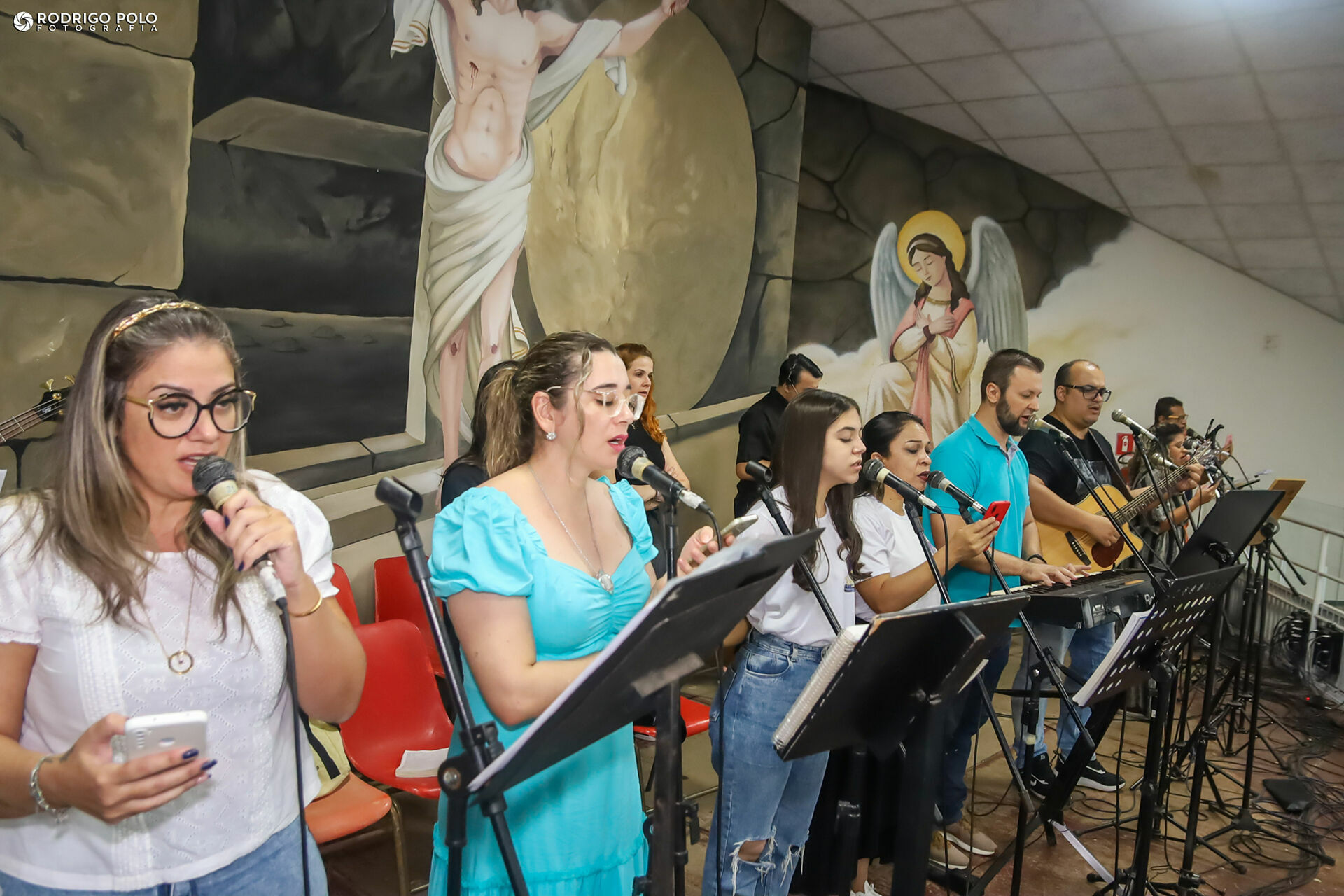 Foto Missa Solene do Jubileu 70 Anos Paróquia - Auriflama-SP Foto Missa Solene do Jubileu 70 Anos Paróquia - Auriflama-SP - Imagem 49