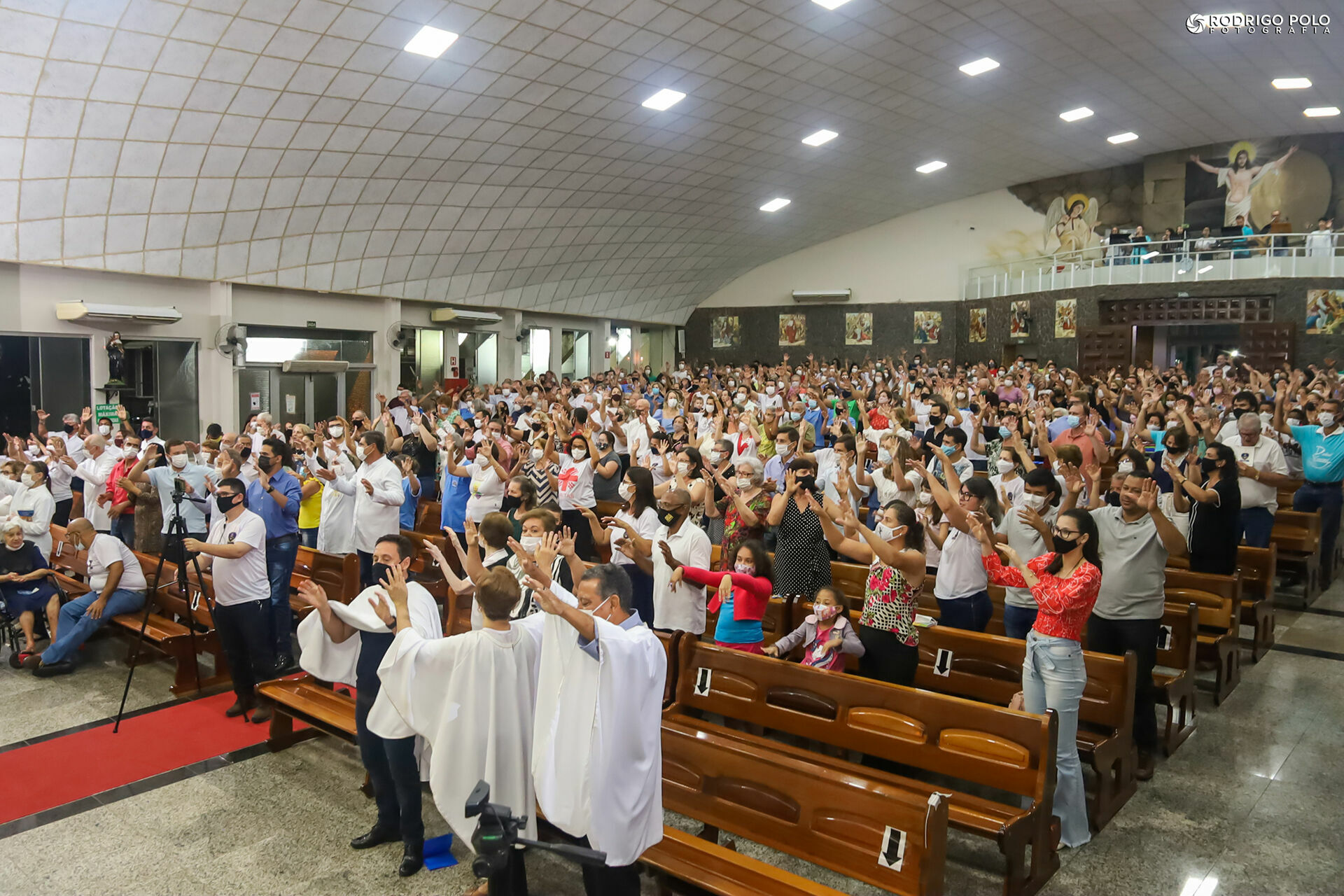 Foto Missa Solene do Jubileu 70 Anos Paróquia - Auriflama-SP Foto Missa Solene do Jubileu 70 Anos Paróquia - Auriflama-SP - Imagem 112