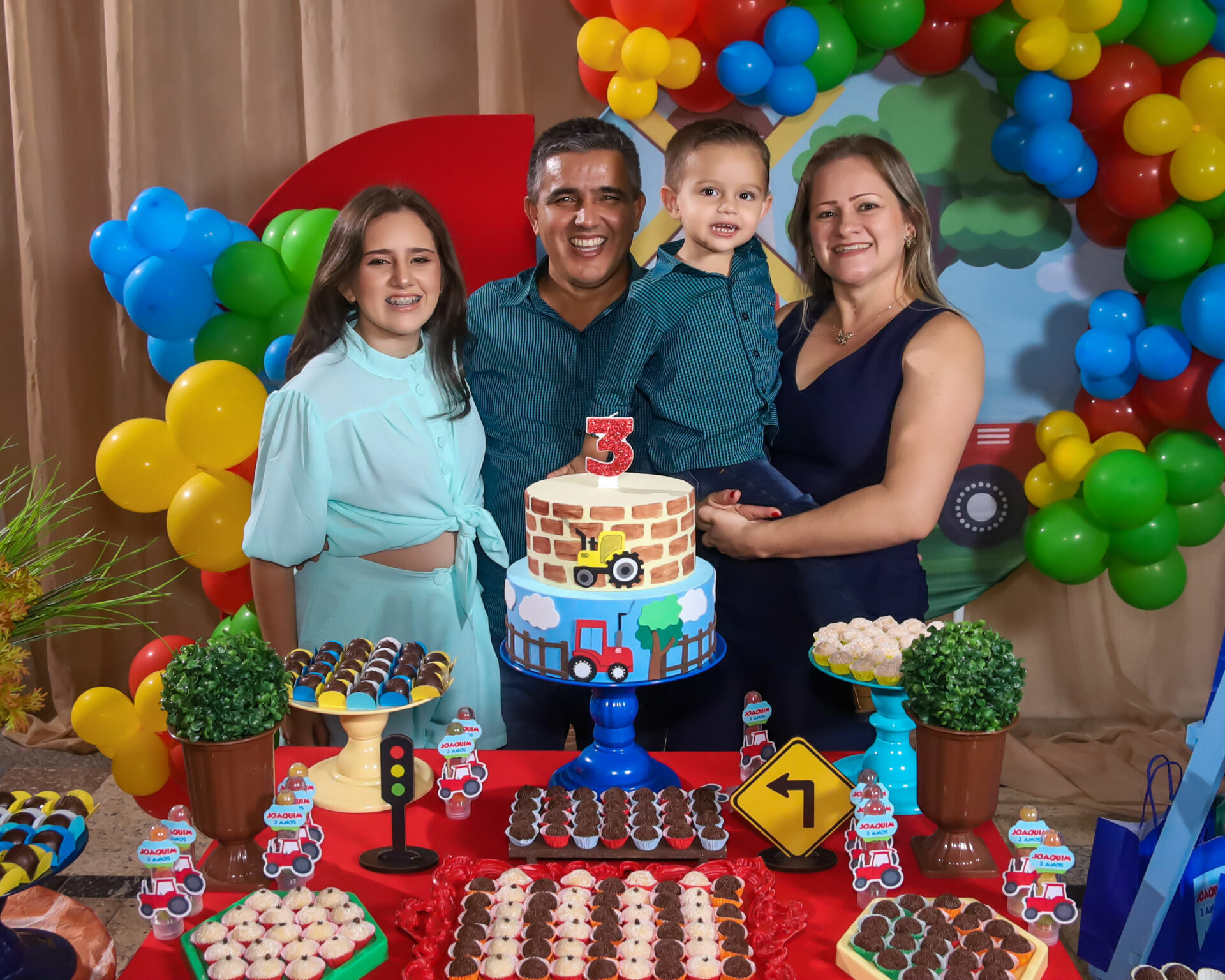 Foto Aniversário Joaquim - 3 Anos Foto Aniversário Joaquim - 3 Anos - Imagem 1