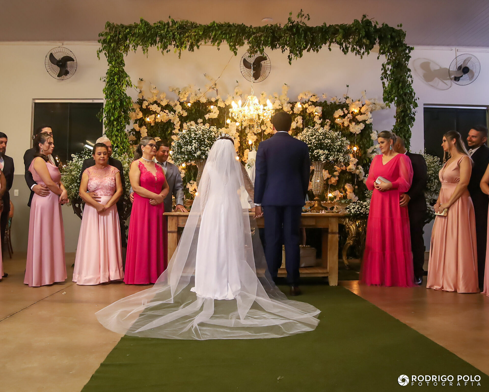 Foto Casamento Hellen e Vinícius Foto Casamento Hellen e Vinícius - Imagem 13