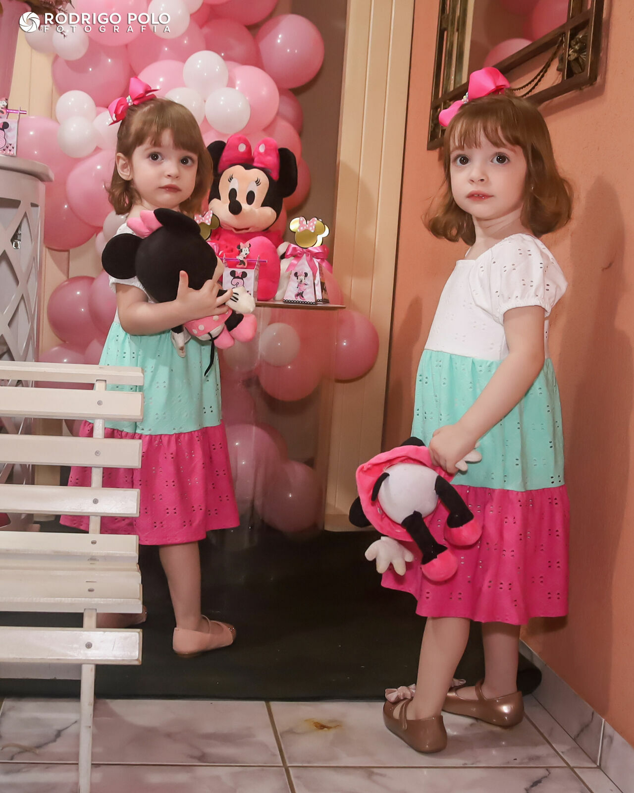 Foto Aniversário Stella e Isabella - 3 Anos Foto Aniversário Stella e Isabella - 3 Anos - Imagem 1
