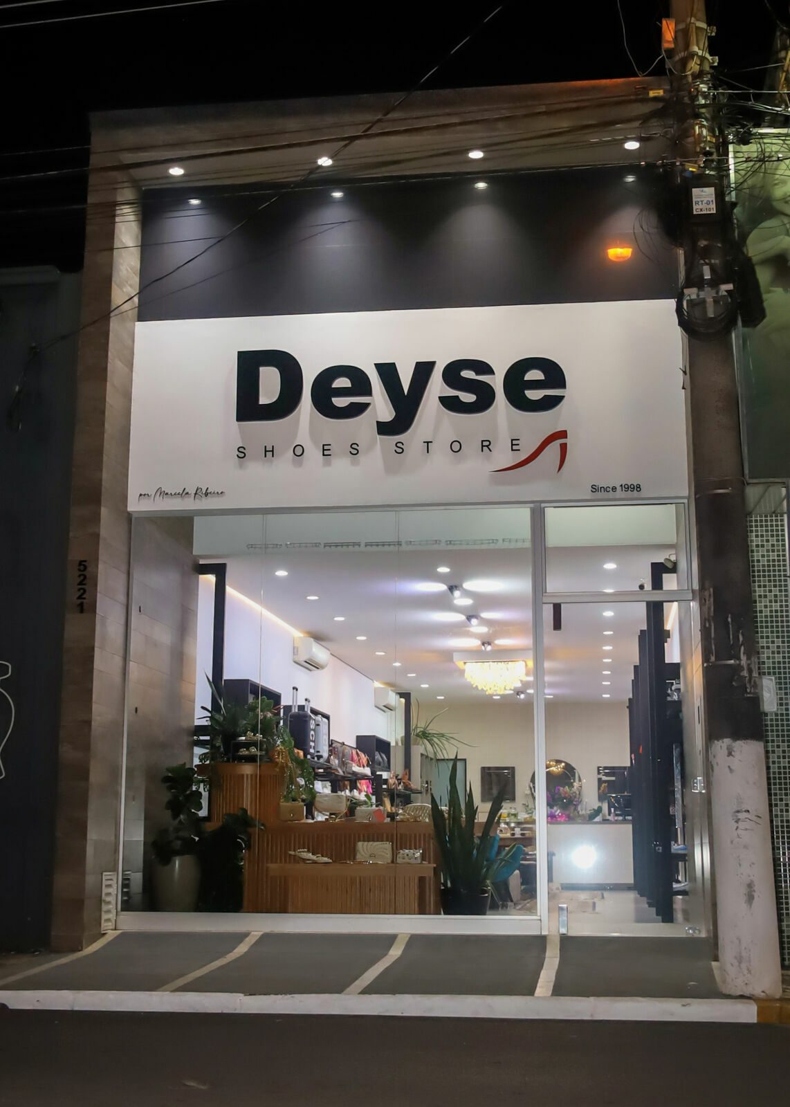 Foto Reinauguração Deyse Shoes Store - Por Marcela Ribeiro Foto Reinauguração Deyse Shoes Store - Por Marcela Ribeiro - Imagem 0
