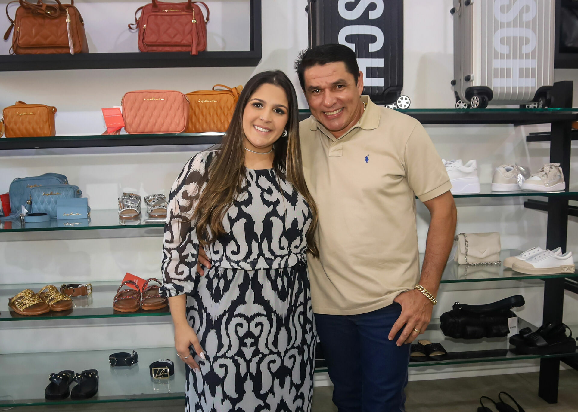 Foto Reinauguração Deyse Shoes Store - Por Marcela Ribeiro Foto Reinauguração Deyse Shoes Store - Por Marcela Ribeiro - Imagem 8