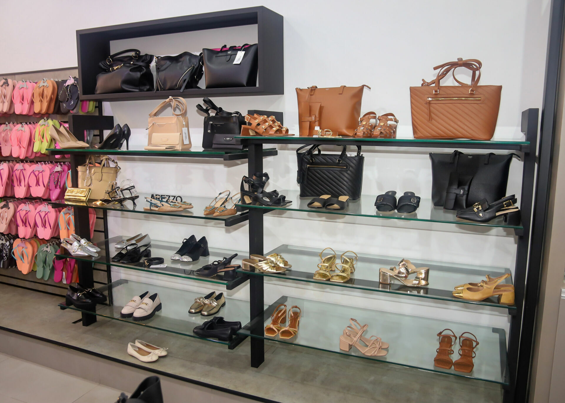 Foto Reinauguração Deyse Shoes Store - Por Marcela Ribeiro Foto Reinauguração Deyse Shoes Store - Por Marcela Ribeiro - Imagem 29