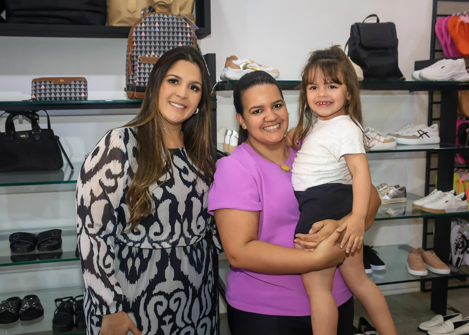 Foto Reinauguração Deyse Shoes Store - Por Marcela Ribeiro Foto Reinauguração Deyse Shoes Store - Por Marcela Ribeiro - Imagem 19