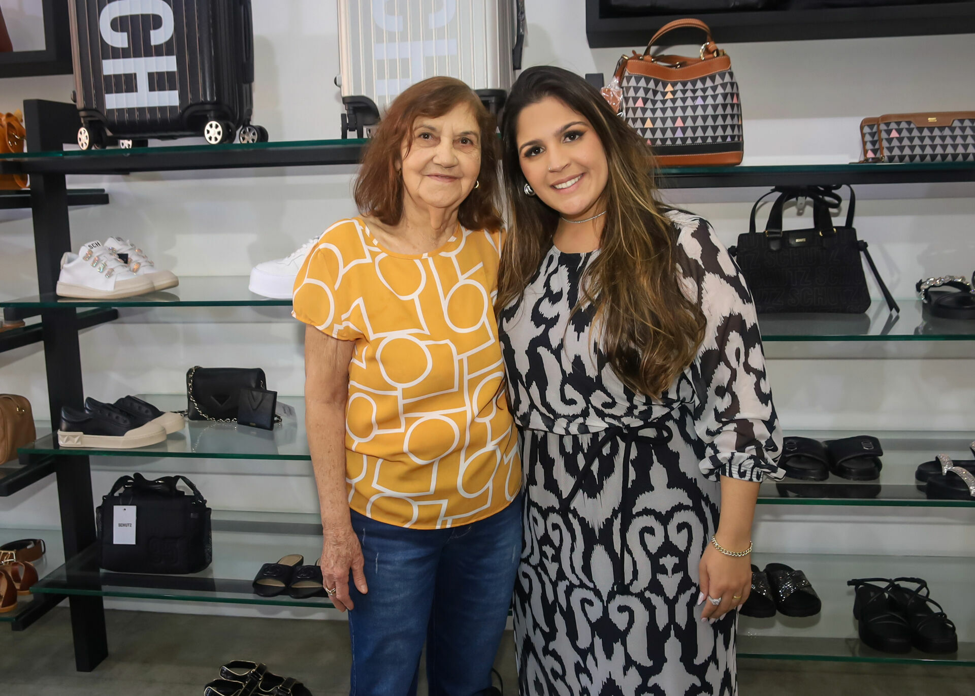 Foto Reinauguração Deyse Shoes Store - Por Marcela Ribeiro Foto Reinauguração Deyse Shoes Store - Por Marcela Ribeiro - Imagem 18