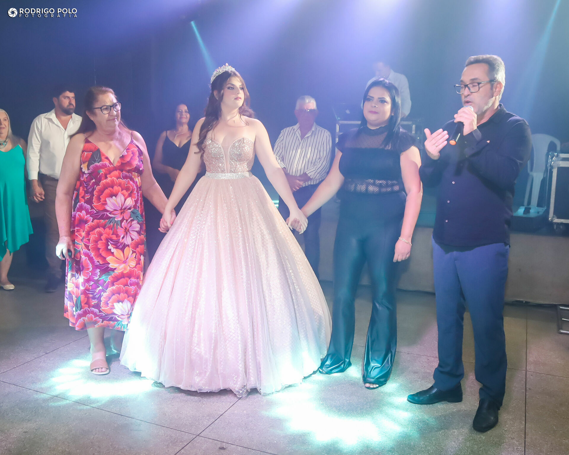 Foto Aniversário Victória Fernanda - 15 Anos Foto Aniversário Victória Fernanda - 15 Anos - Imagem 3