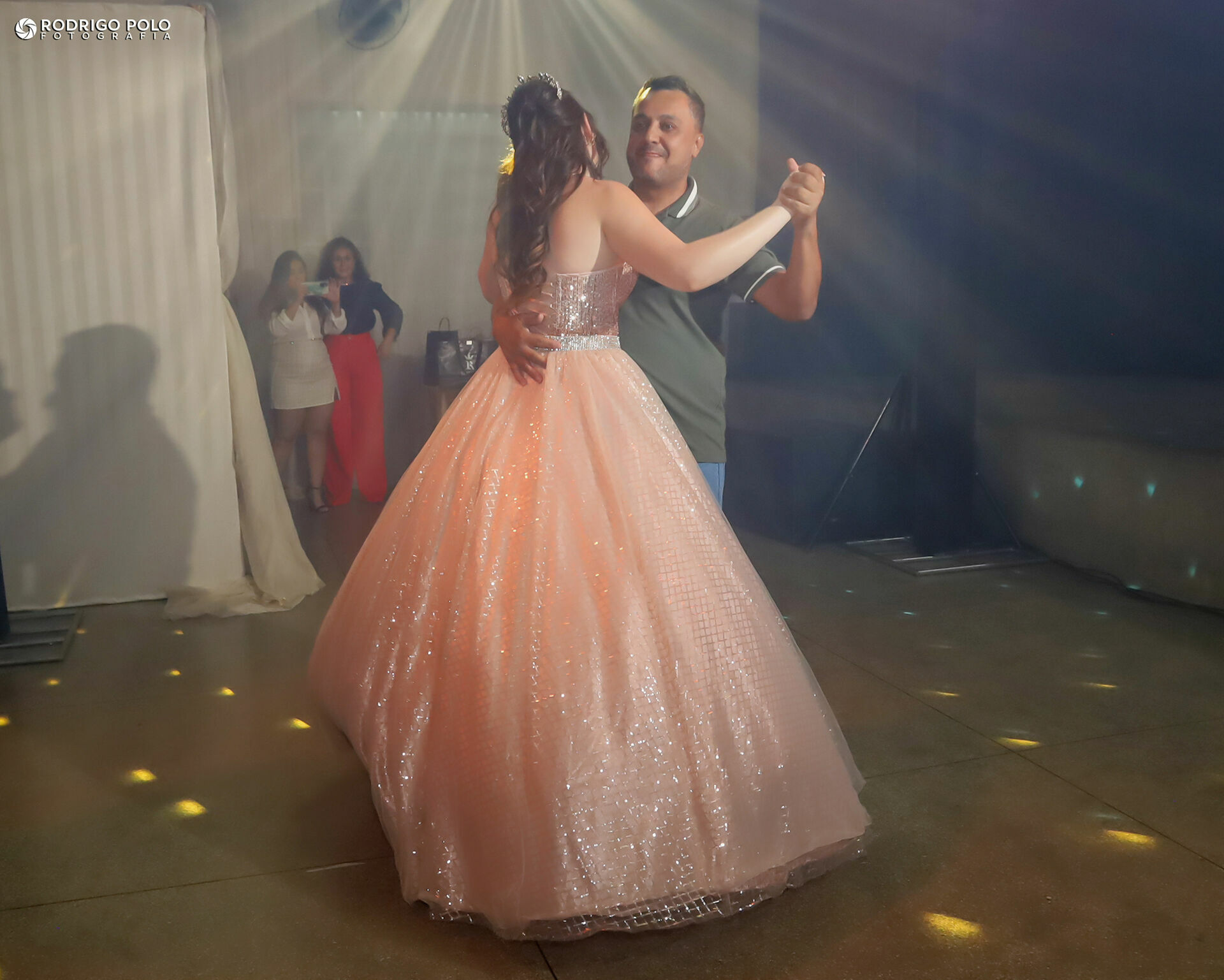 Foto Aniversário Victória Fernanda - 15 Anos Foto Aniversário Victória Fernanda - 15 Anos - Imagem 8