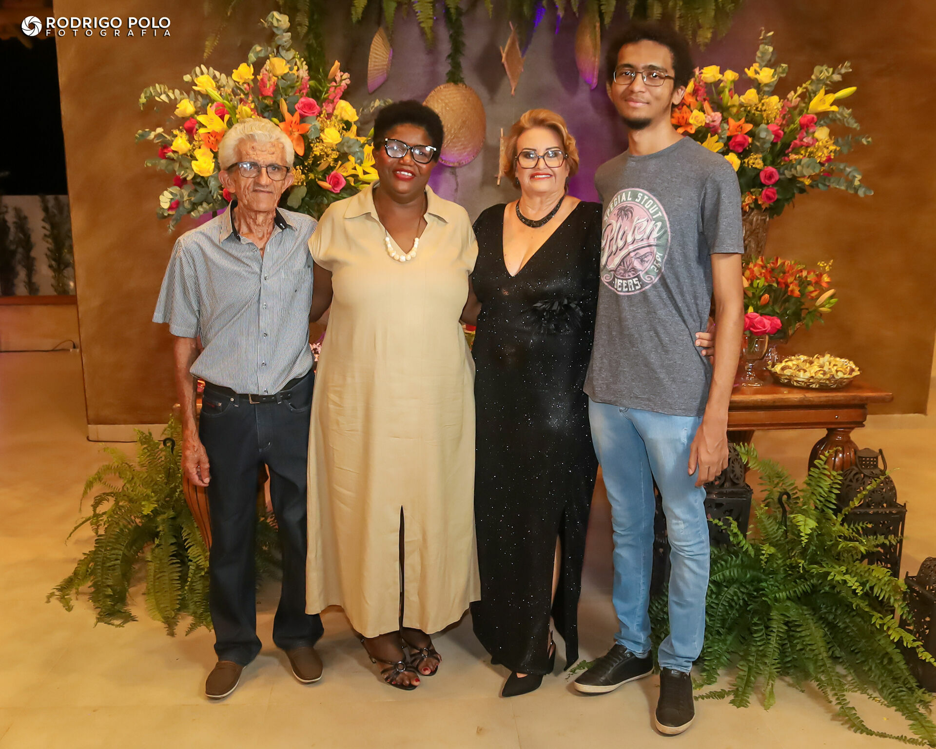 Foto Aniversário Maria Elena - 70 Anos Foto Aniversário Maria Elena - 70 Anos - Imagem 6