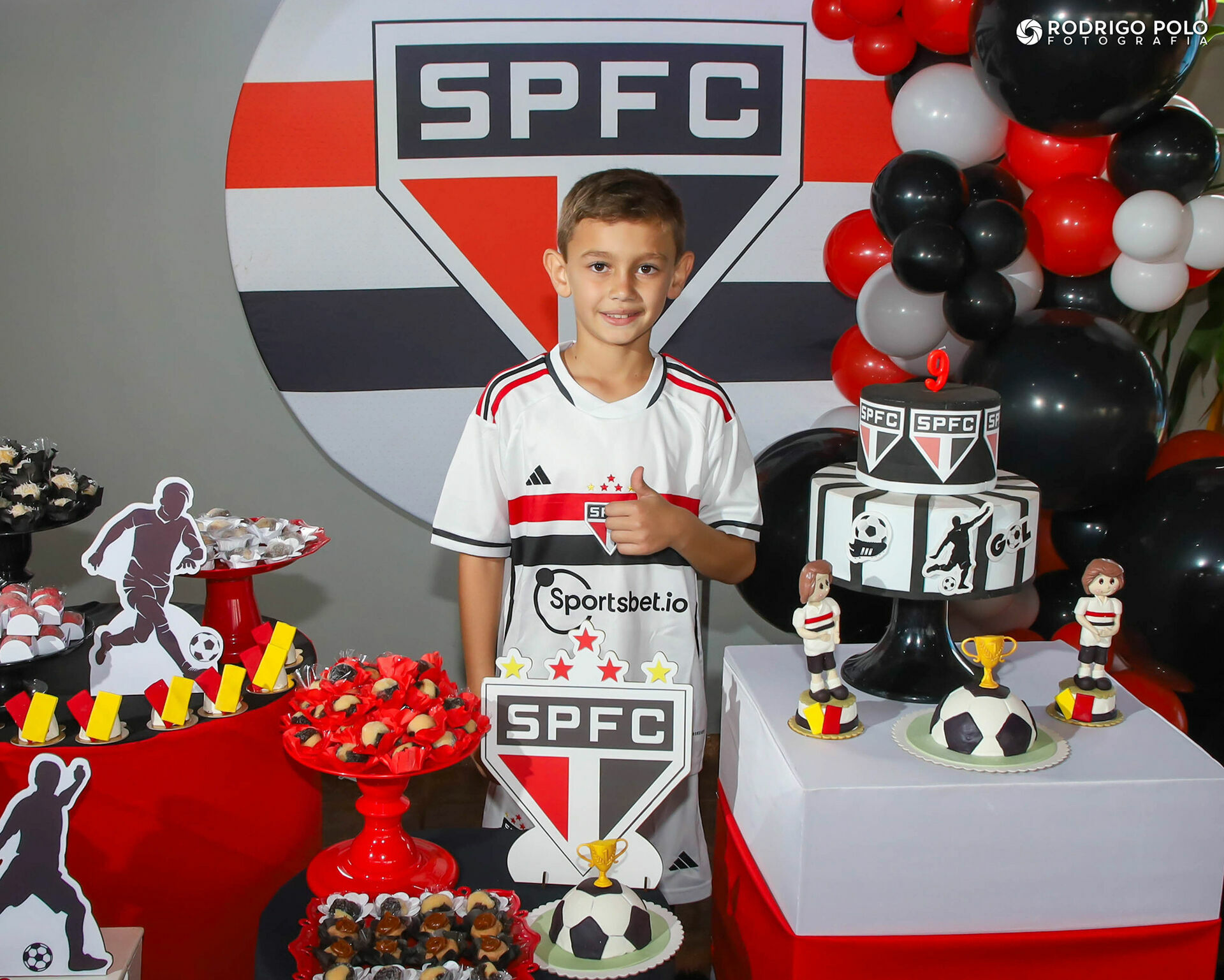 Foto Aniversário Otávio - 9 Anos Foto Aniversário Otávio - 9 Anos - Imagem 0