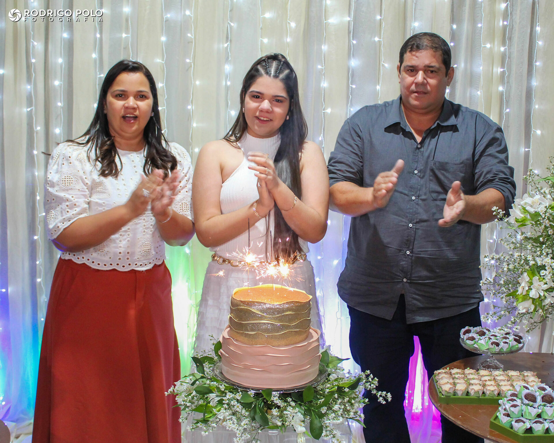 Foto Aniversário Júlia - 15 Anos Foto Aniversário Júlia - 15 Anos - Imagem 9