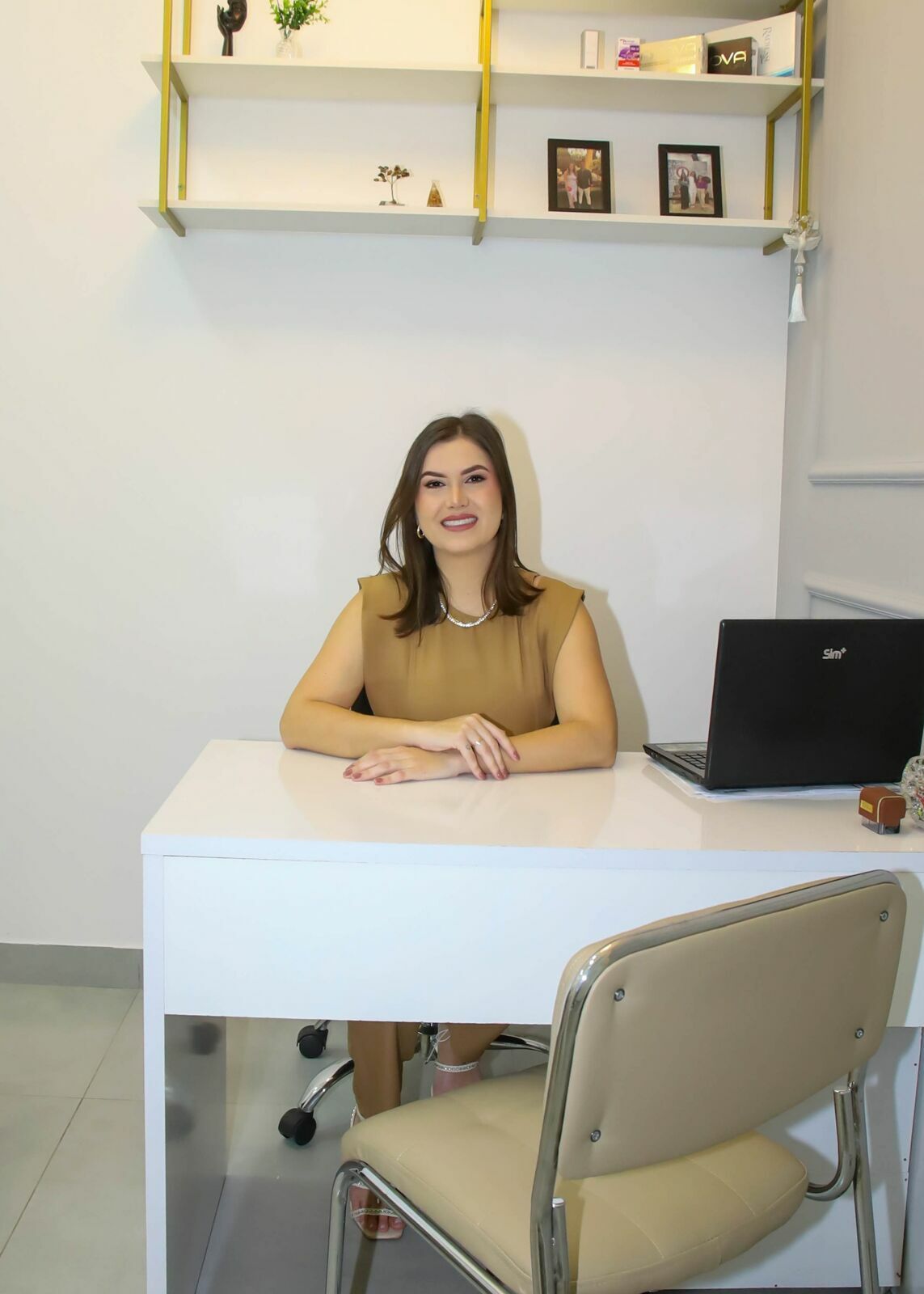 Foto Reinauguração Tatiane Cavassani - Odontologia Foto Reinauguração Tatiane Cavassani - Odontologia - Imagem 7