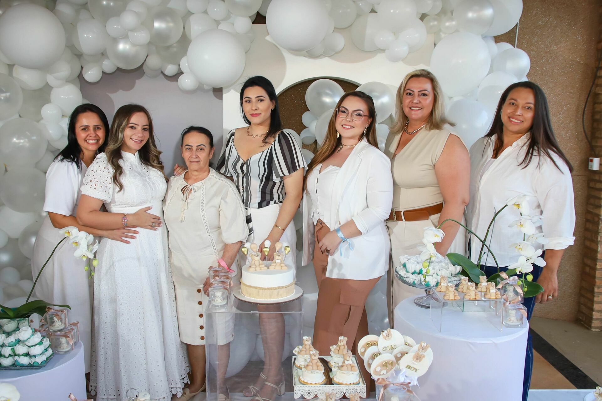 Foto Chá Revelação Mariane e Régis Foto Chá Revelação Mariane e Régis - Imagem 33