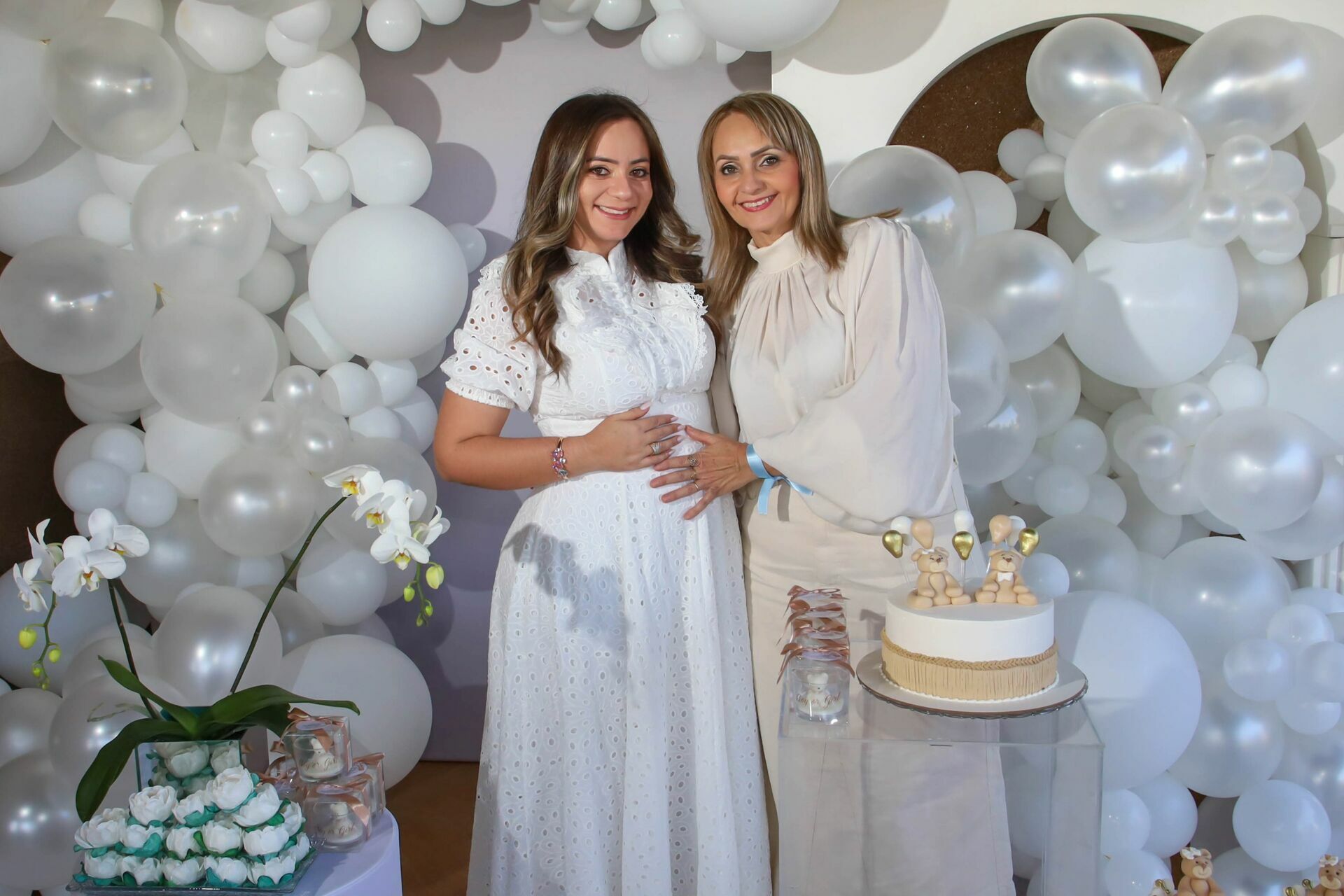 Foto Chá Revelação Mariane e Régis Foto Chá Revelação Mariane e Régis - Imagem 23