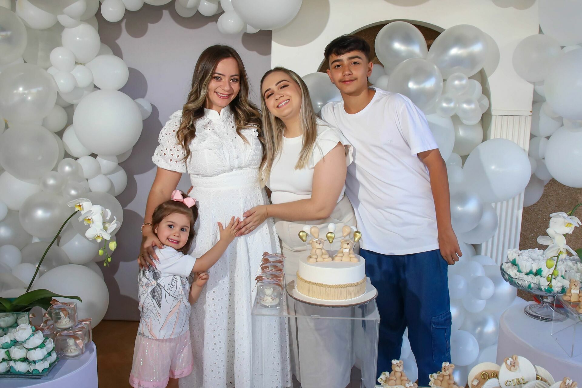 Foto Chá Revelação Mariane e Régis Foto Chá Revelação Mariane e Régis - Imagem 25