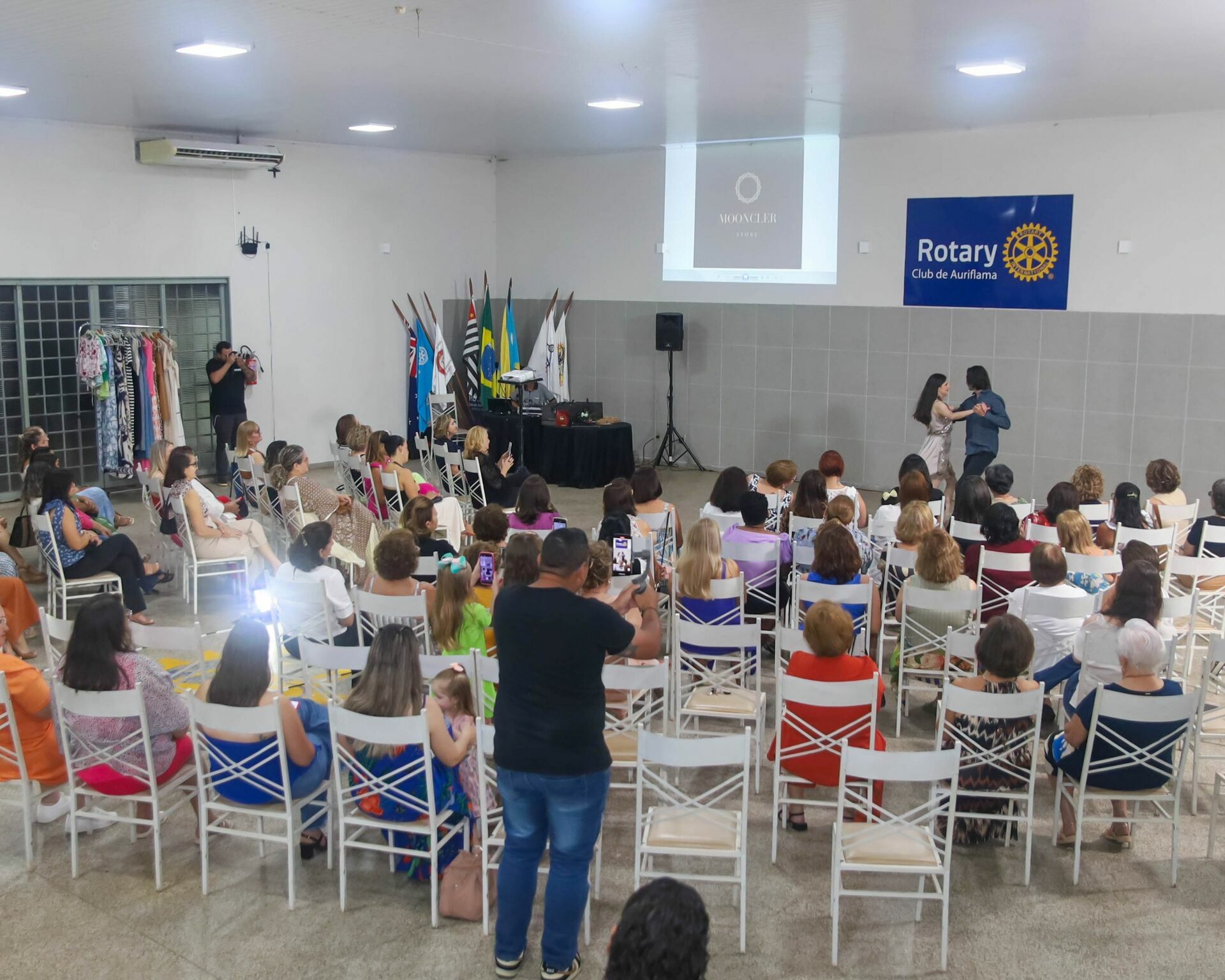 Foto Lançamento Coleção Mooncler Store 2024 Foto Lançamento Coleção Mooncler Store 2024 - Imagem 83
