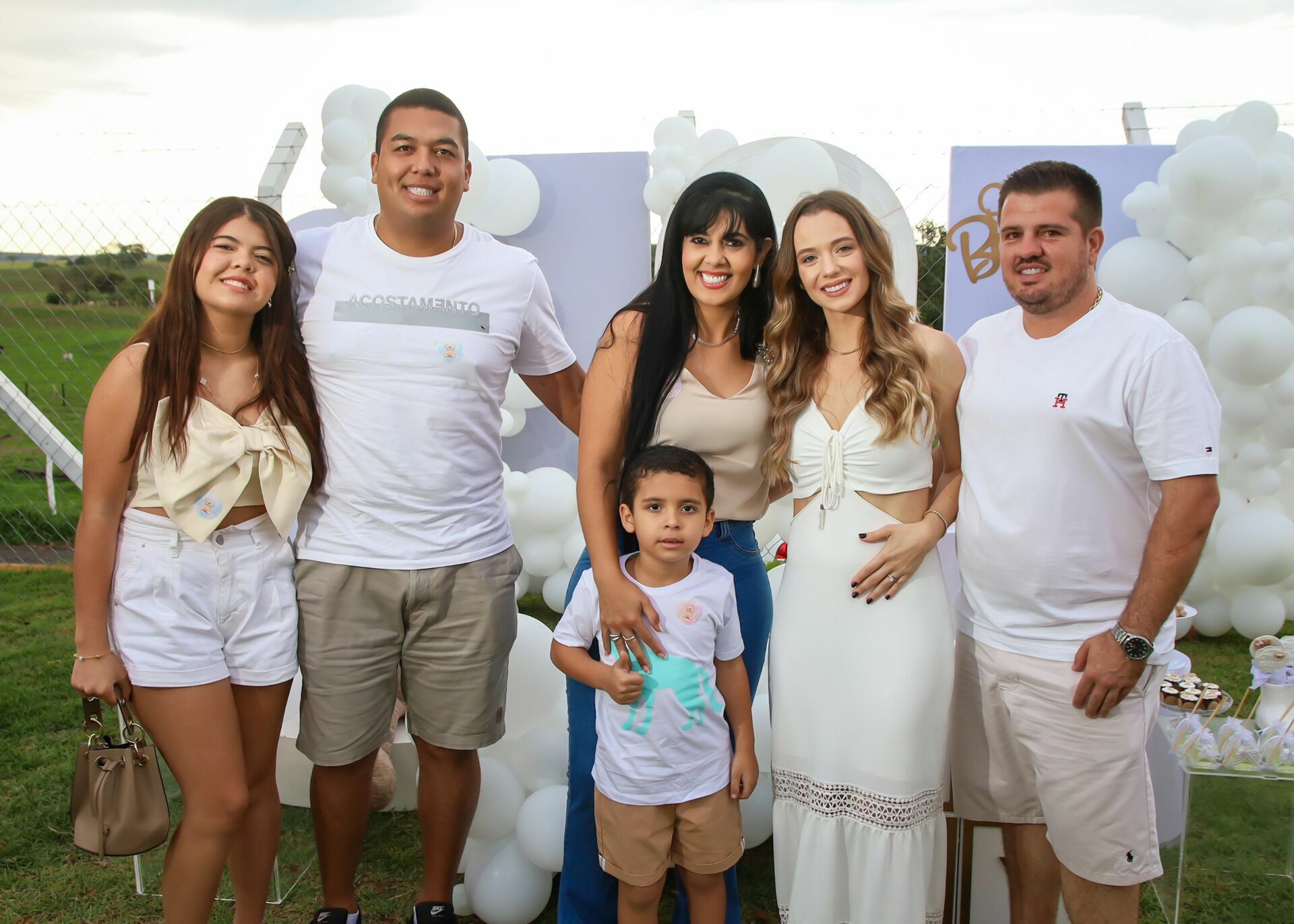 Foto Chá Revelação Taina e Rafael Foto Chá Revelação Taina e Rafael - Imagem 44