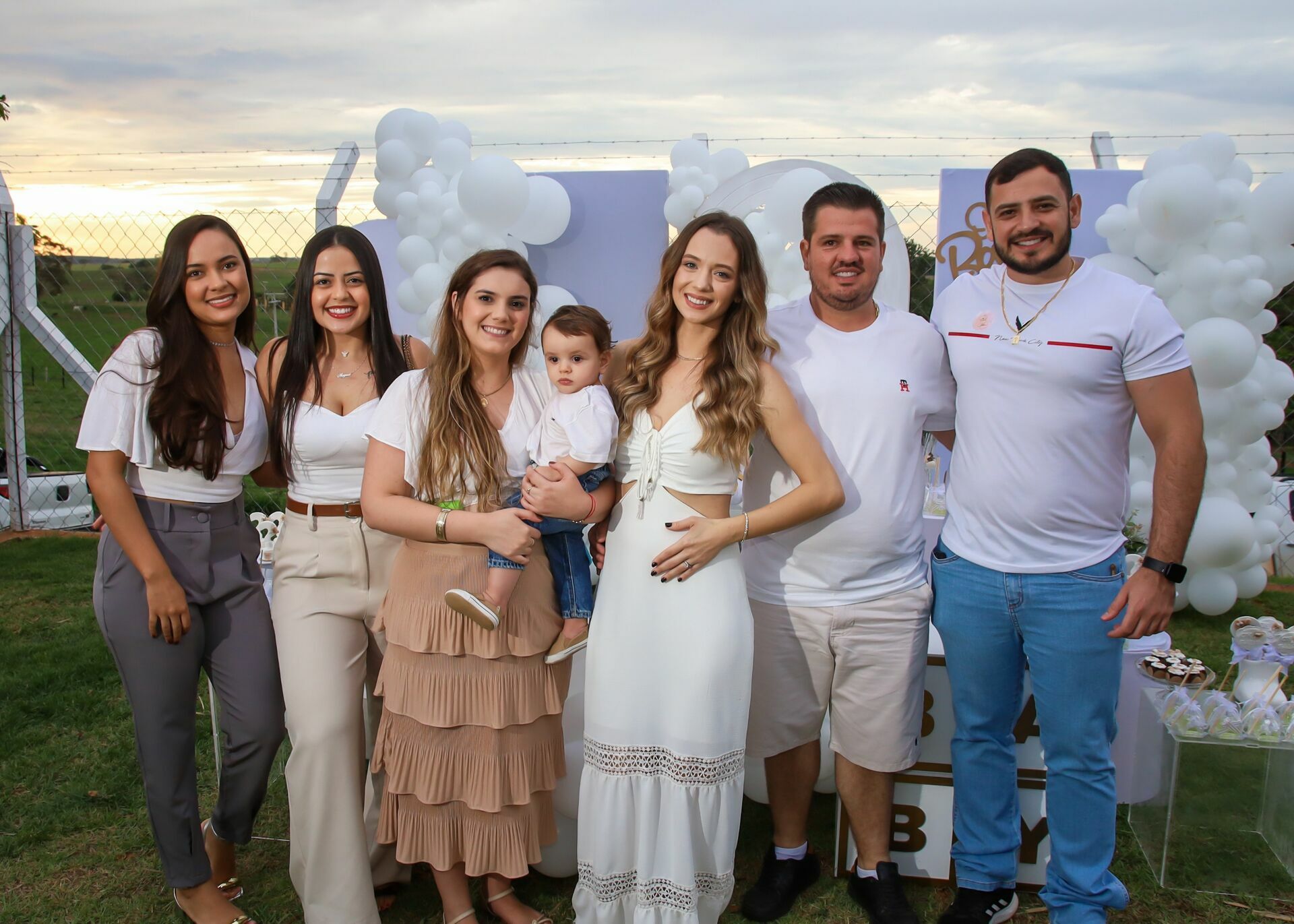 Foto Chá Revelação Taina e Rafael Foto Chá Revelação Taina e Rafael - Imagem 62