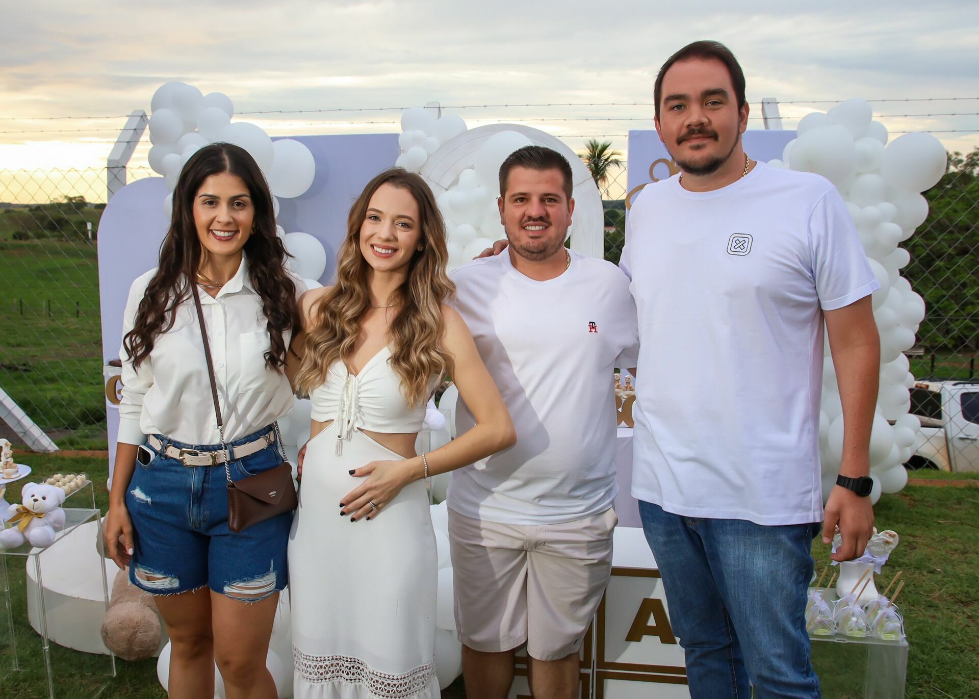 Foto Chá Revelação Taina e Rafael Foto Chá Revelação Taina e Rafael - Imagem 60