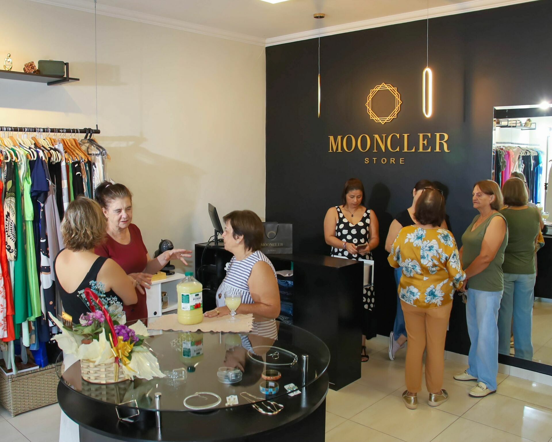 Foto Reinauguração Mooncler Store Foto Reinauguração Mooncler Store - Imagem 19