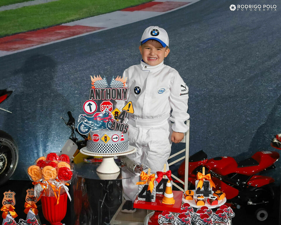 Anthony - 4 Anos Anthony - 4 Anos