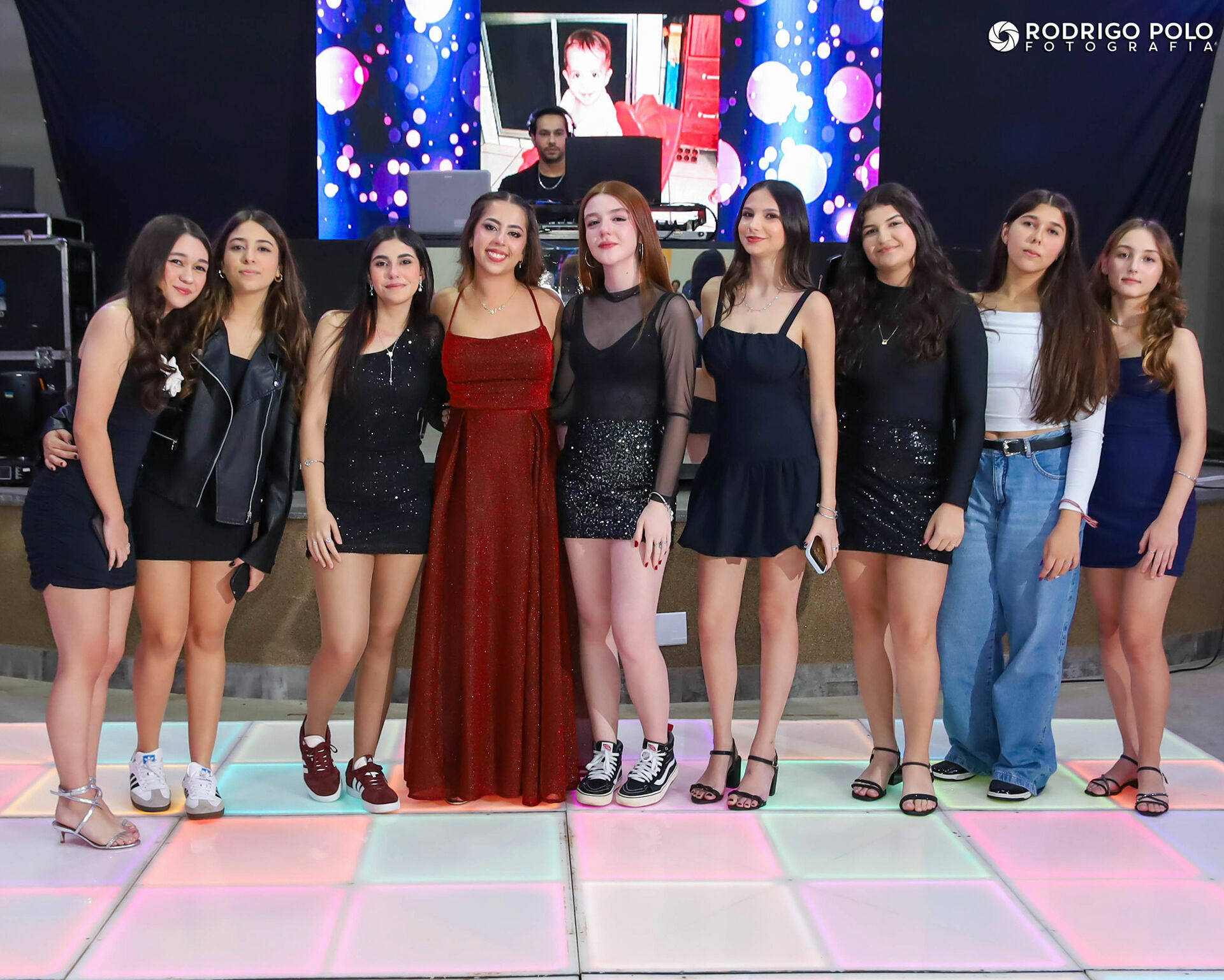 Foto Aniversário Ana Cecília - 15 Anos Foto Aniversário Ana Cecília - 15 Anos - Imagem 11