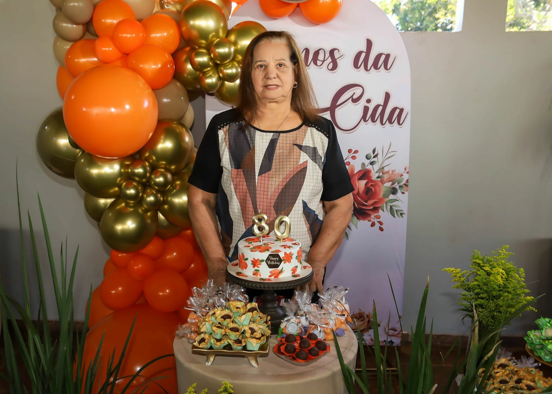 Foto Aniversário Aparecida - 80 Anos Foto Aniversário Aparecida - 80 Anos - Imagem 0