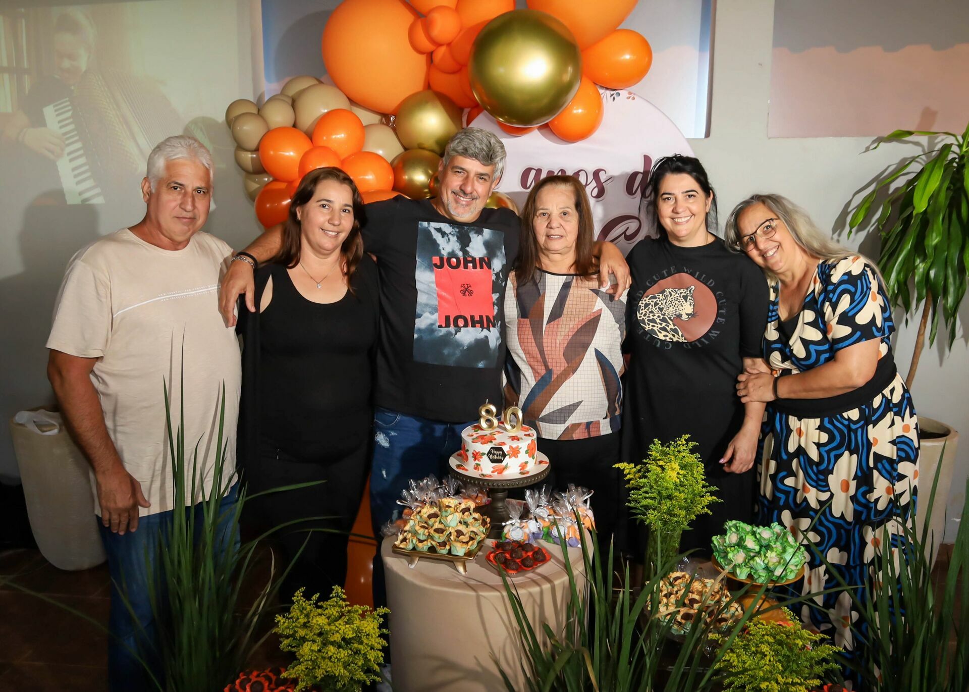 Foto Aniversário Aparecida - 80 Anos Foto Aniversário Aparecida - 80 Anos - Imagem 2