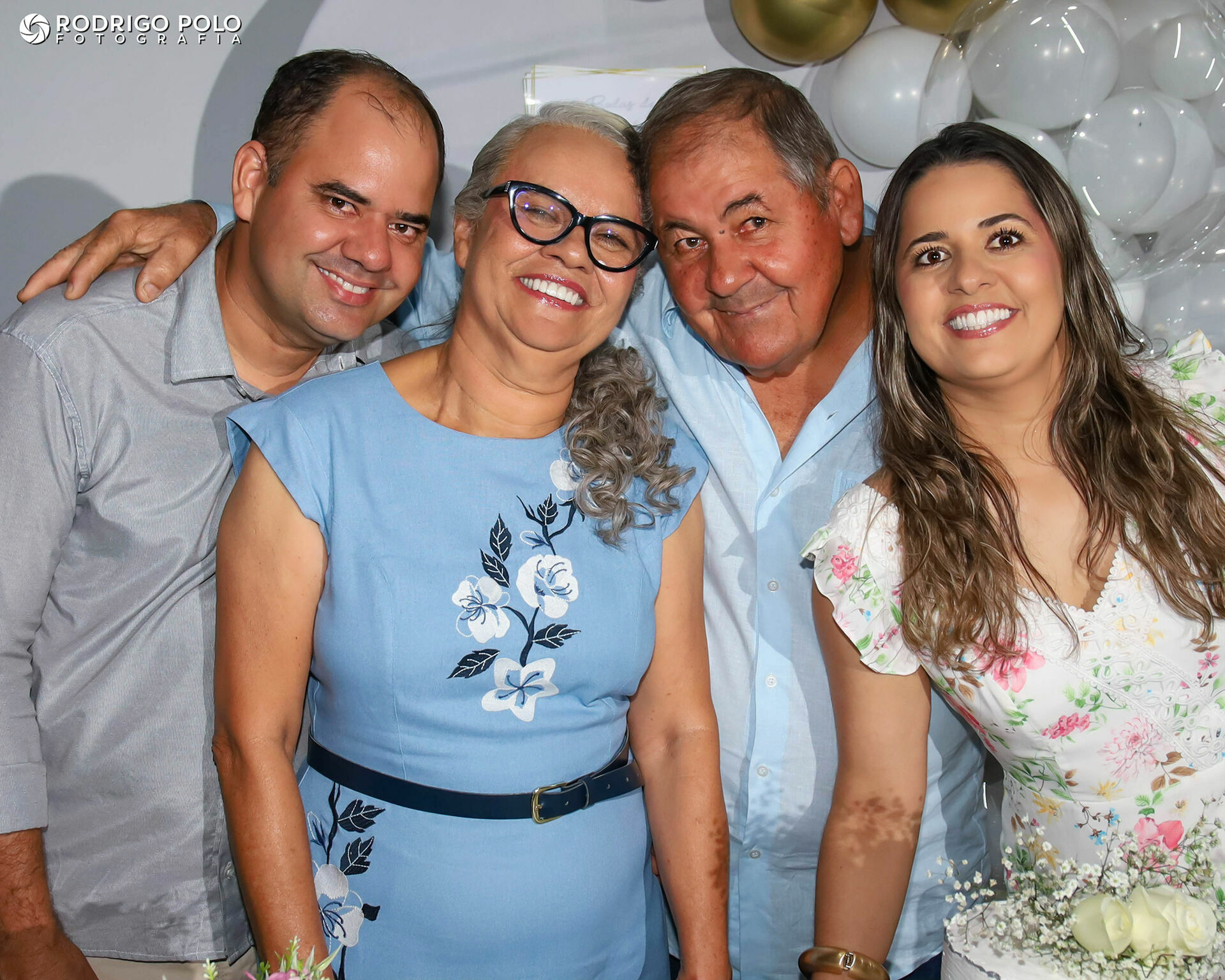 Foto Bodas de Prata Dourada Bebel e Dói - Imagem 1